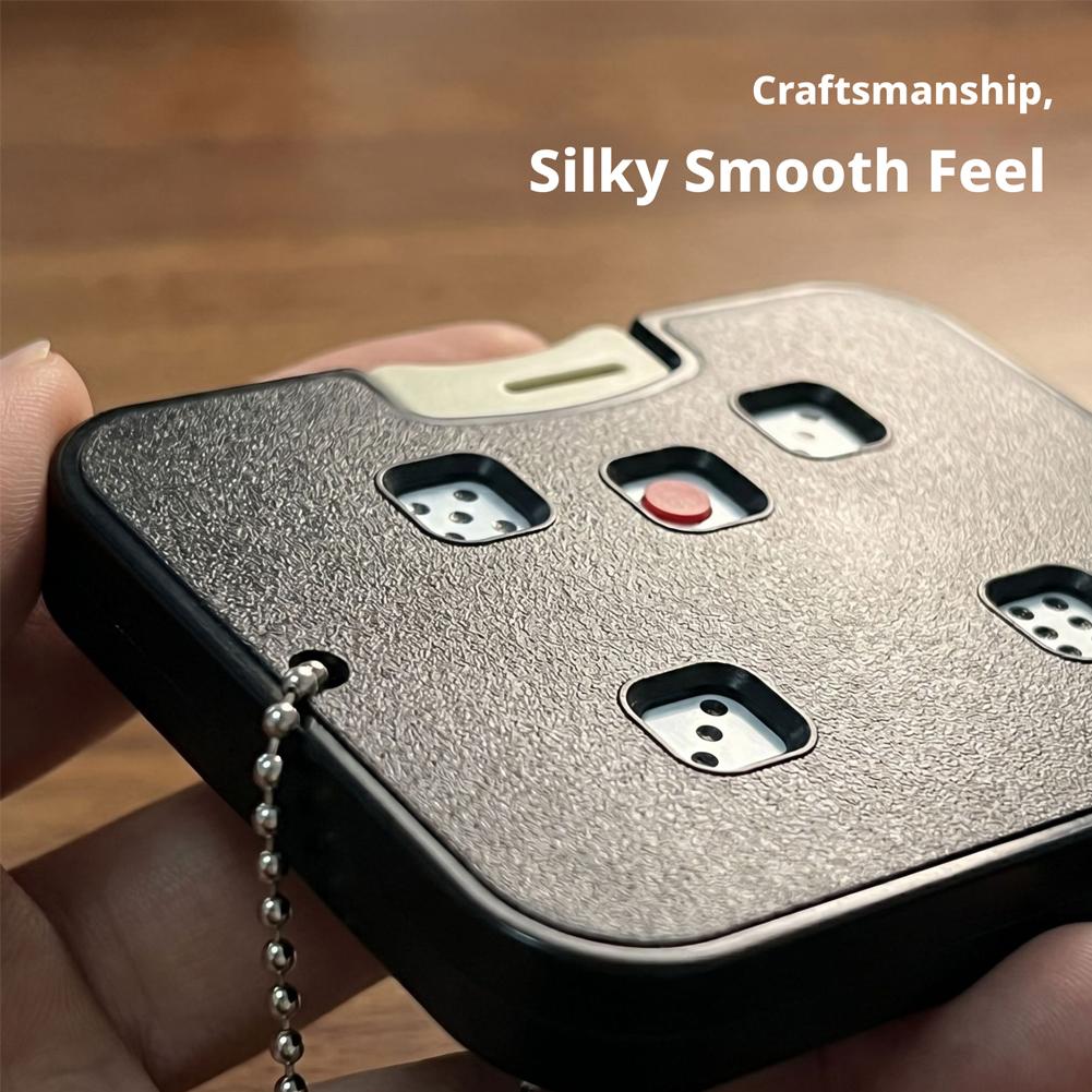 Portable Mini Dice Storage Cas - đánh giá và giá Board Game Review